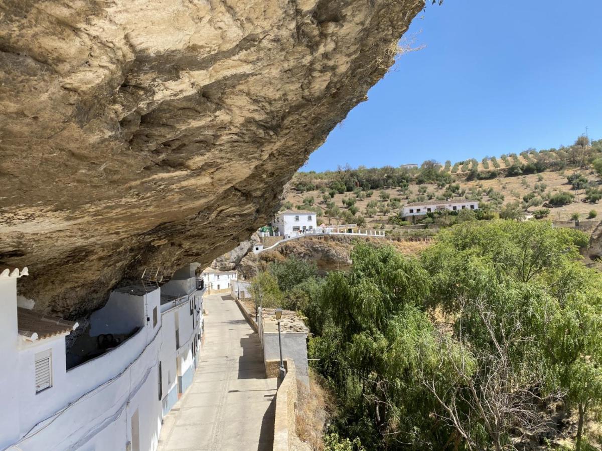 Casa Entre Rocas Setenil Setenil De Las Bodegas Extérieur photo